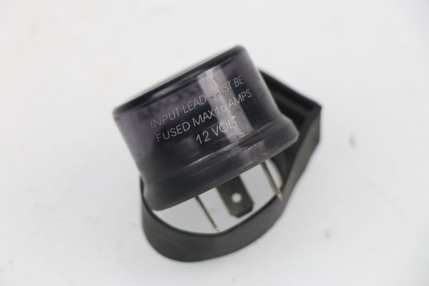 photo de CENTRALE CLIGNOTANTE KAWASAKI Z S 750 (2003 - 2006)