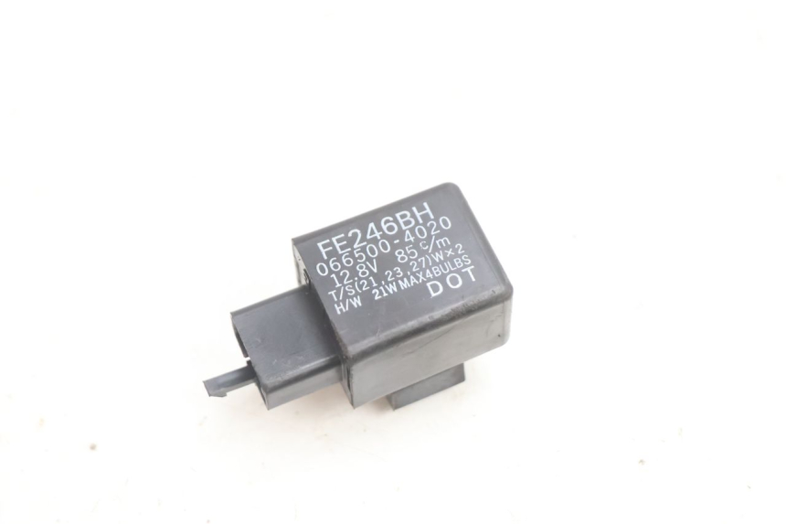 photo de CENTRALE CLIGNOTANTE KAWASAKI ZX-6R ZX6R 600 (2000 - 2002) - Vue principale