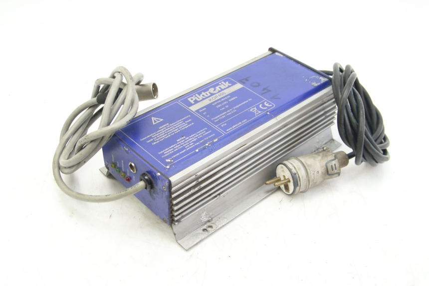 photo de CHARGEUR BATTERIE ECCITY ARTELEC 670 1 (2013 - 2017)