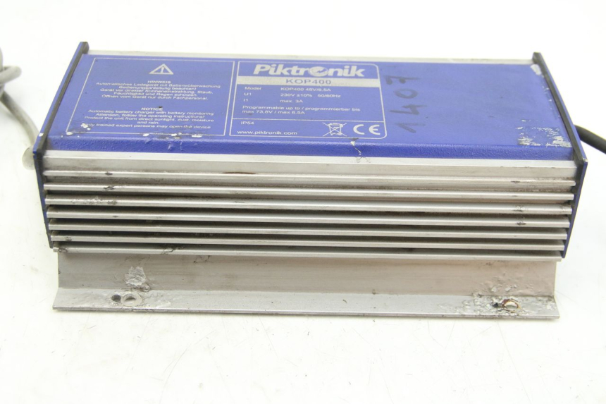 photo de CHARGEUR BATTERIE ECCITY ARTELEC 670 1 (2013 - 2017)