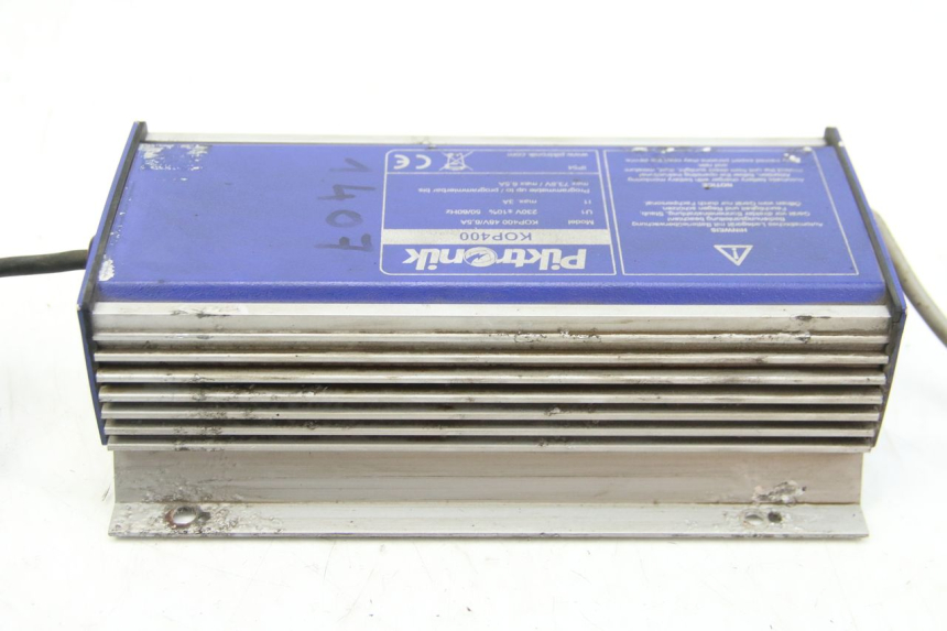 photo de CHARGEUR BATTERIE ECCITY ARTELEC 670 1 (2013 - 2017)