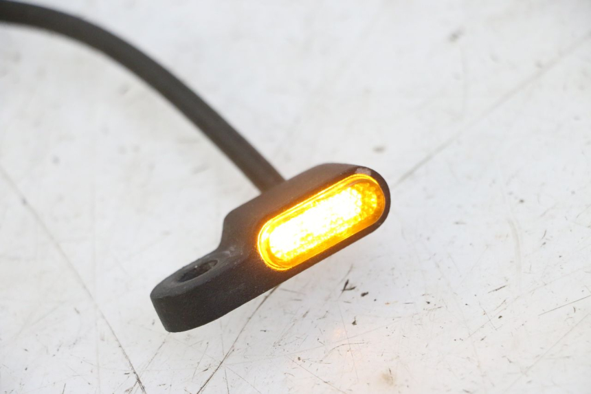 photo de CLIGNOTANT ARRIERE DERBI SENDA SM DRD X-TREME 50 (2011 - 2017)