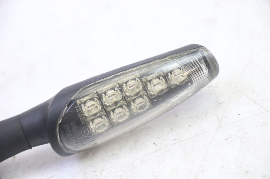 photo de CLIGNOTANT ARRIERE DROIT QUADRO 4 4D 350 (2015 - 2018)