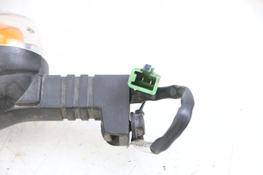 photo de CLIGNOTANT ARRIERE DROIT YAMAHA BW'S EASY 50 (2013 - 2016) - Gros plan technique