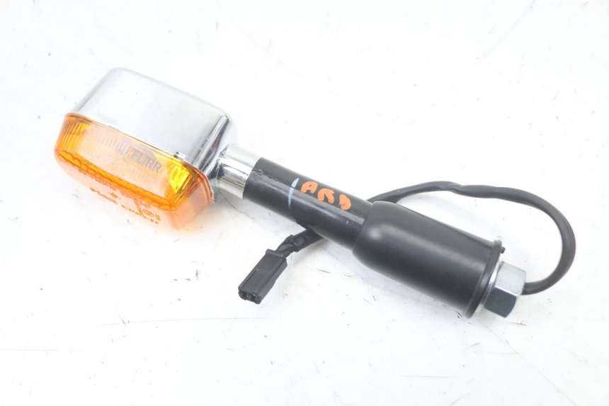 photo de CLIGNOTANT ARRIERE DROIT ROYAL ENFIELD CONTINENTAL GT 650 (2019 - 2024) - Vue d’ensemble