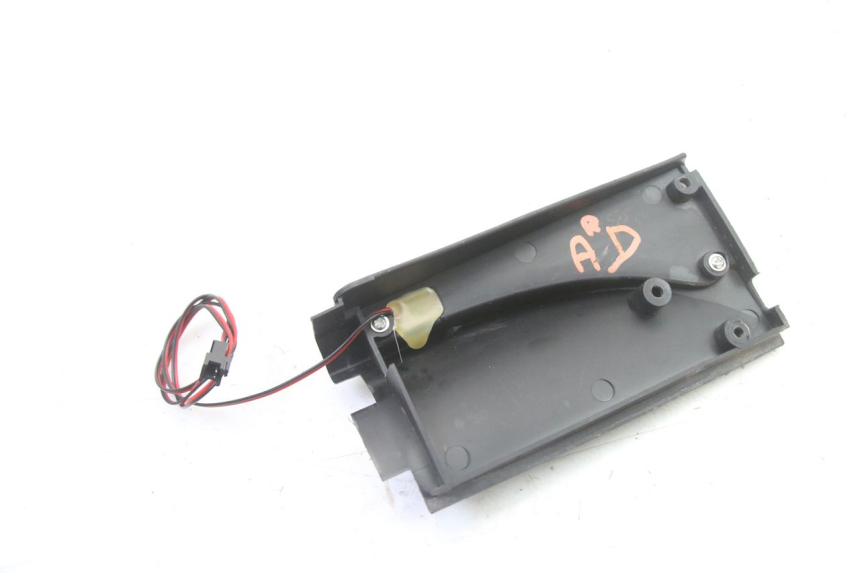 photo de CLIGNOTANT ARRIERE DROIT URBANGLIDE E-CROSS PRO 1