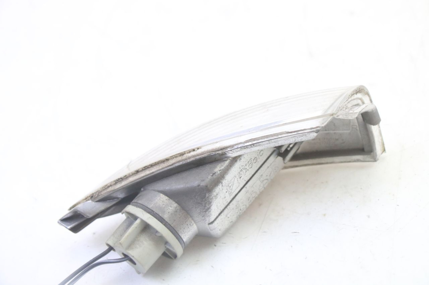 photo de CLIGNOTANT ARRIERE DROIT PIAGGIO FLY 2T 50 (2004 - 2017)