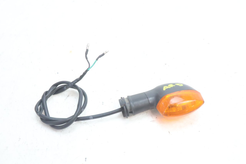 photo de CLIGNOTANT ARRIERE DROIT YAMAHA FZ8 800 (2010 - 2016) - Vue principale
