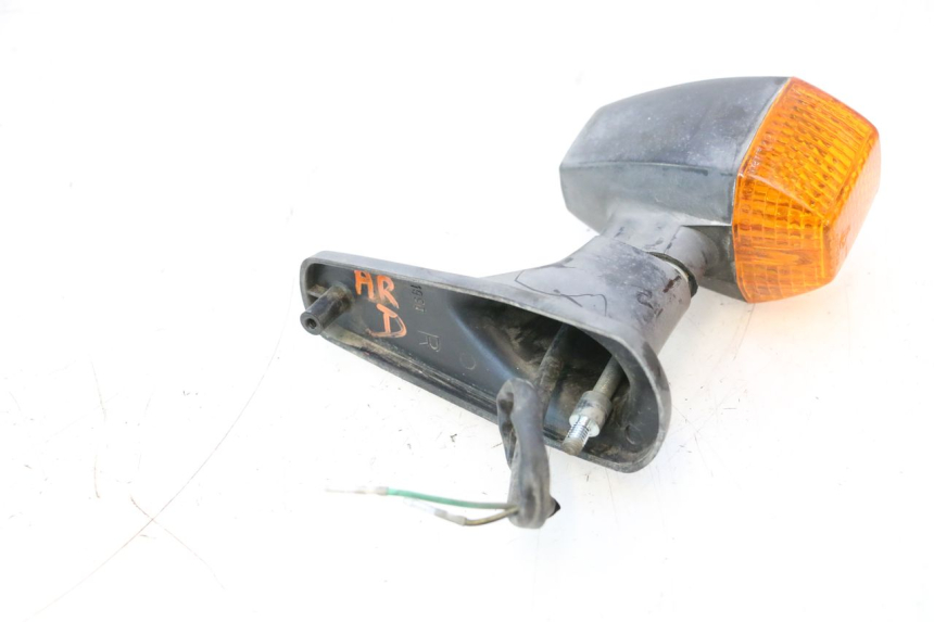 photo de CLIGNOTANT ARRIERE DROIT KAWASAKI GPX F ZX750F 750 (1986 - 1990) - Vue d’ensemble