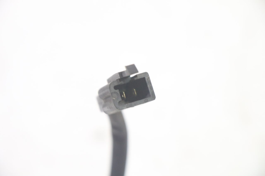 photo de CLIGNOTANT ARRIERE DROIT KAWASAKI GPX R WARBIRD 600 (1988 - 1993) - Points de fixation