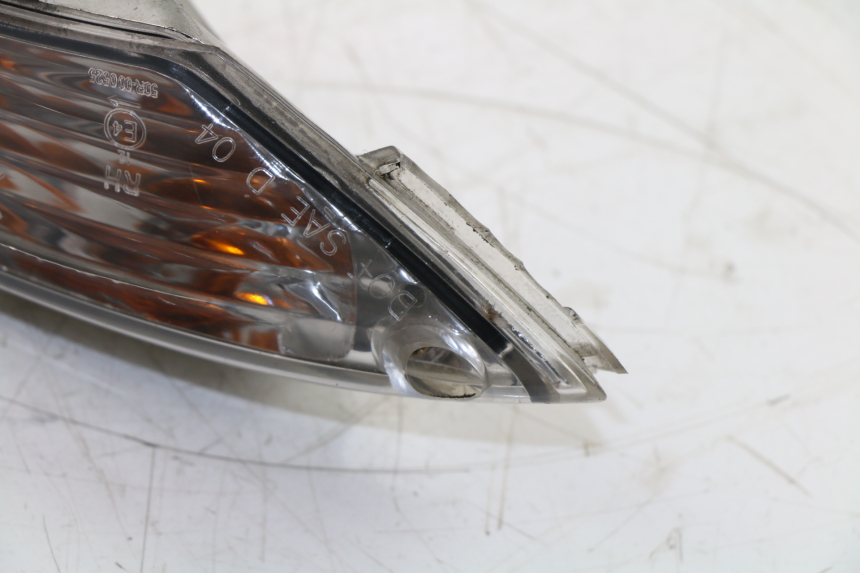 photo de CLIGNOTANT ARRIERE DROIT KYMCO GRAND DINK 125 (2002 - 2007)