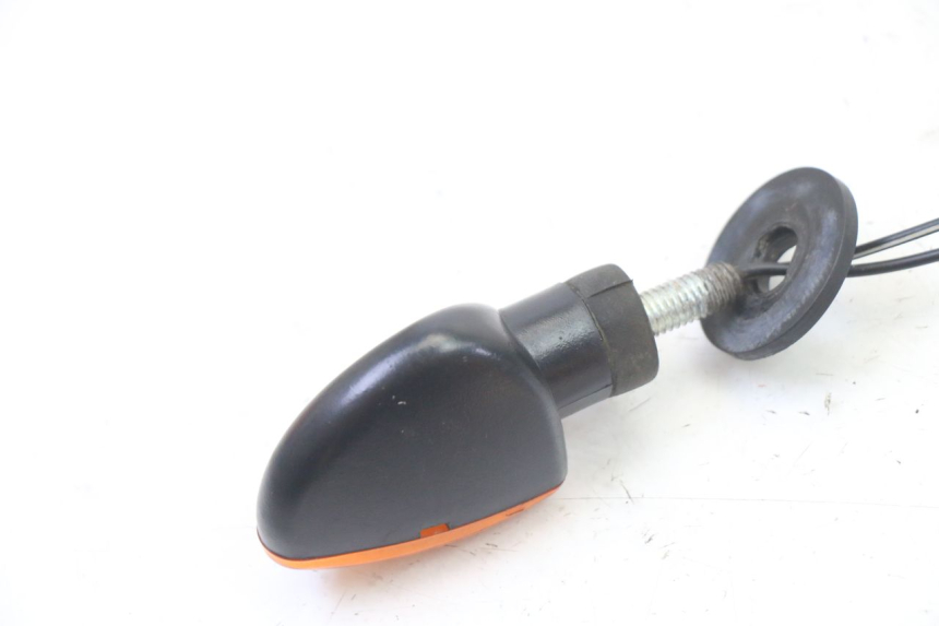 photo de CLIGNOTANT ARRIERE DROIT SUZUKI GS GSE 500 (2001 - 2003)