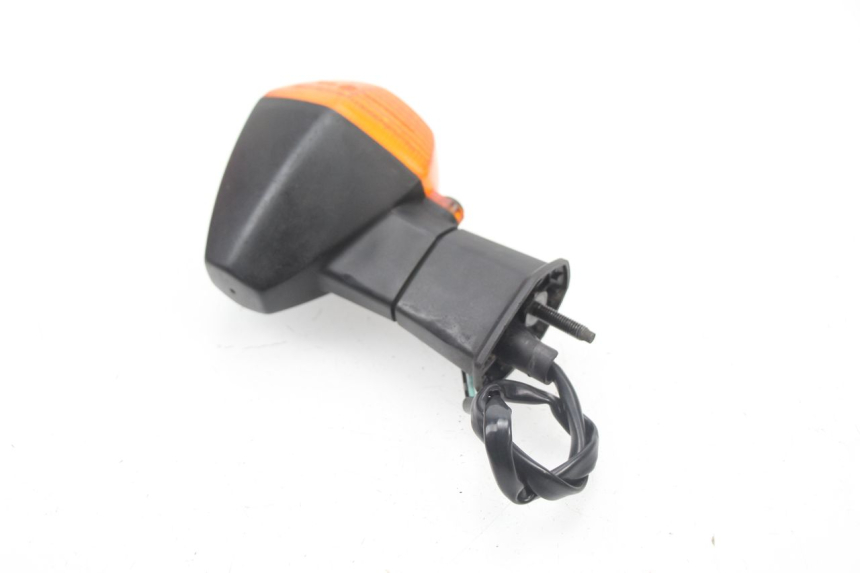 photo de CLIGNOTANT ARRIERE DROIT SUZUKI GSF N BANDIT 600 (2000 - 2004) - Autre angle de vue