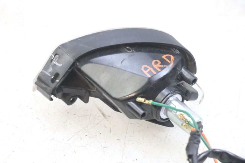 photo de CLIGNOTANT ARRIERE DROIT HONDA PCX (JF47) 125 (2012 - 2013)