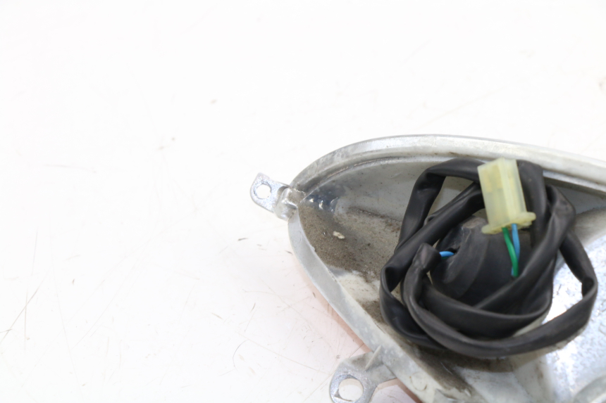 photo de CLIGNOTANT ARRIERE DROIT HONDA XLV VARADERO 125 (2000 - 2006)