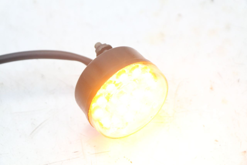 photo de CLIGNOTANT ARRIERE DROIT HYTRACK ST 170 (2020 - 2024)
