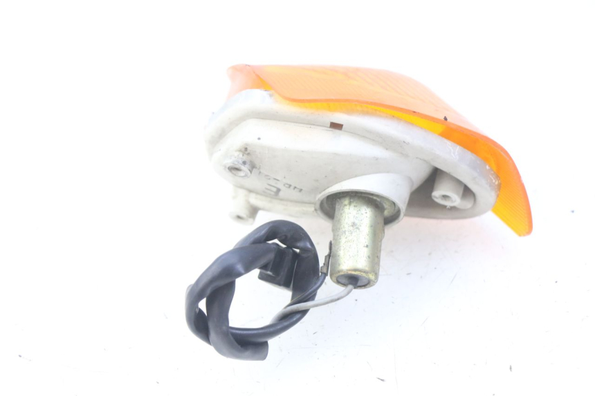photo de CLIGNOTANT ARRIERE DROIT KAWASAKI ZZR 600 (1995 - 2004)