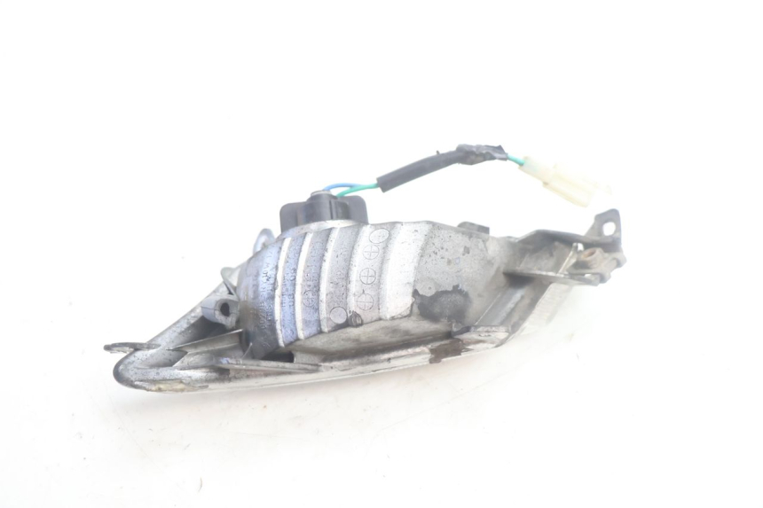 photo de CLIGNOTANT ARRIERE DROIT KYMCO LIKE 125 (2009 - 2016) - Autre angle de vue