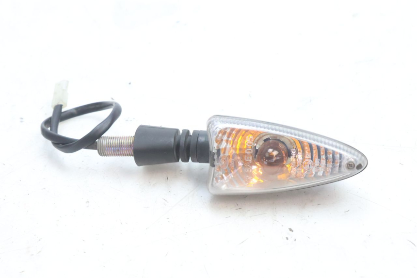 photo de CLIGNOTANT ARRIERE DROIT PIAGGIO MP3 500 (2016 - 2018) - Vue principale