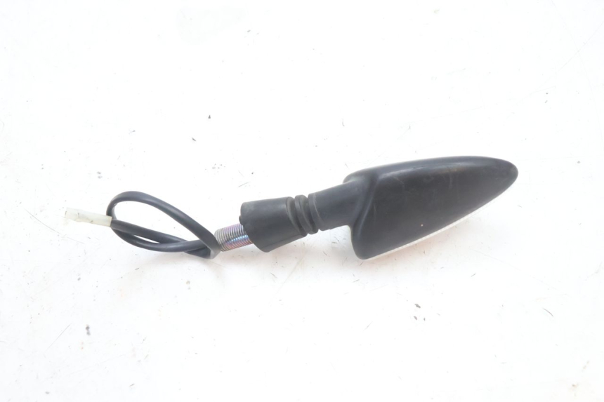 photo de CLIGNOTANT ARRIERE DROIT PIAGGIO MP3 500 (2016 - 2018) - Autre angle de vue