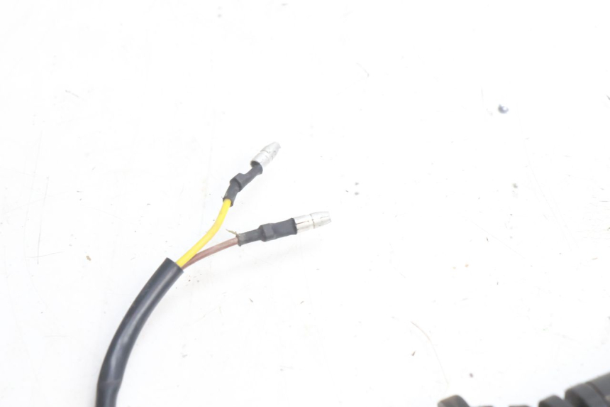 photo de CLIGNOTANT ARRIERE DROIT RIEJU MRT PRO SUPERMOTARD 50 (2007 - 2018) - Zoom état d’usage