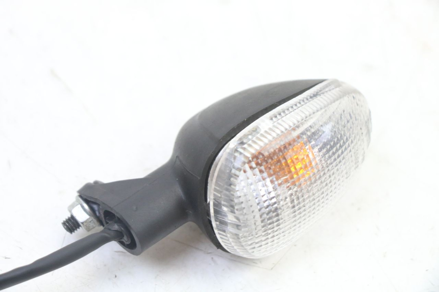 photo de CLIGNOTANT ARRIERE DROIT PIAGGIO NRG POWER PUREJET 50 (2018 - 2021)