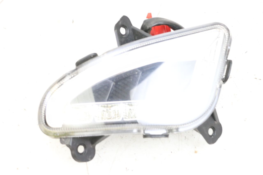 photo de CLIGNOTANT ARRIERE DROIT JM MOTORS OLDIES GT 4T 50 (2018 - 2025) - Points de fixation