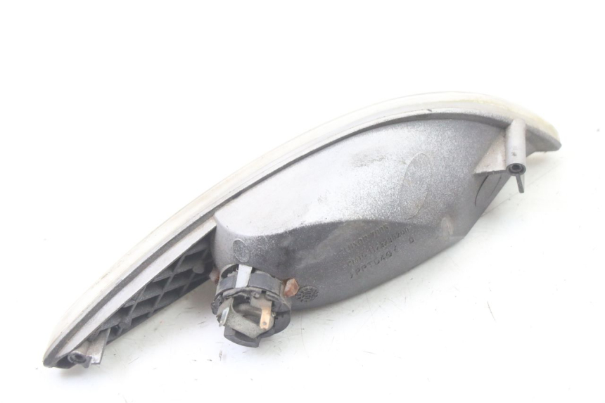 photo de CLIGNOTANT ARRIERE DROIT PEUGEOT ELYSTAR 50 (2002 - 2014)