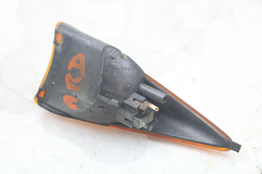photo de CLIGNOTANT ARRIERE DROIT PEUGEOT SPEEDFIGHT 100 (1997 - 2007)
