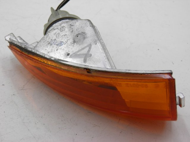 photo de CLIGNOTANT ARRIERE DROIT PIAGGIO FLY 100 (2006 - 2010)