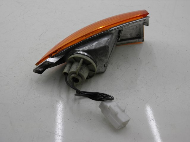 photo de CLIGNOTANT ARRIERE DROIT PIAGGIO FLY 100 (2006 - 2010)