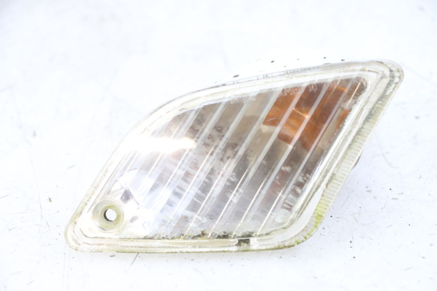 photo de CLIGNOTANT ARRIERE DROIT PIAGGIO VESPA GRANTURISMO 200 (2004 - 2005)