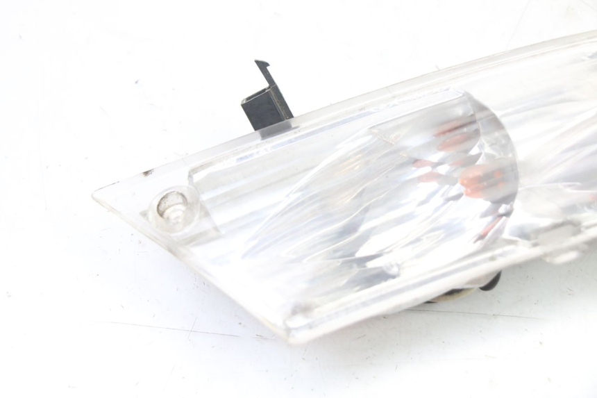 photo de CLIGNOTANT ARRIERE DROIT PIAGGIO ZIP 2T 50 (2009 - 2019)