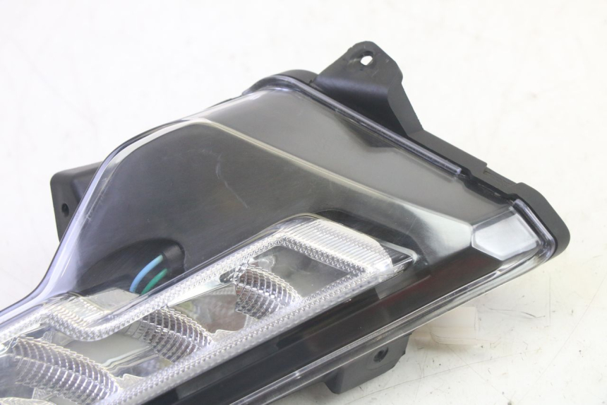 photo de CLIGNOTANT ARRIERE DROIT EFUN PUSA 1 - Zoom état d’usage