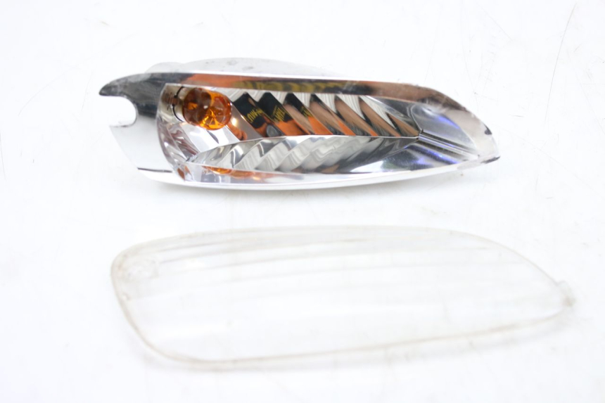 photo de CLIGNOTANT ARRIERE DROIT APRILIA SR R 2T LC 50 (2018 - 2021)