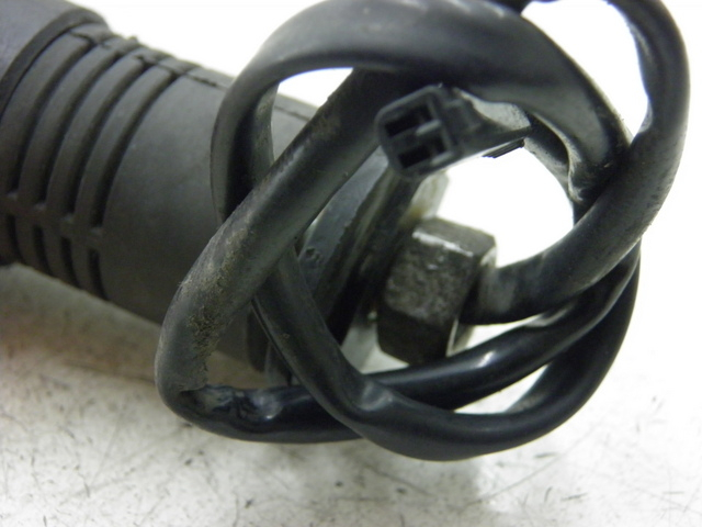 photo de CLIGNOTANT ARRIERE DROIT SUZUKI GS GSE 500 (2001 - 2003)