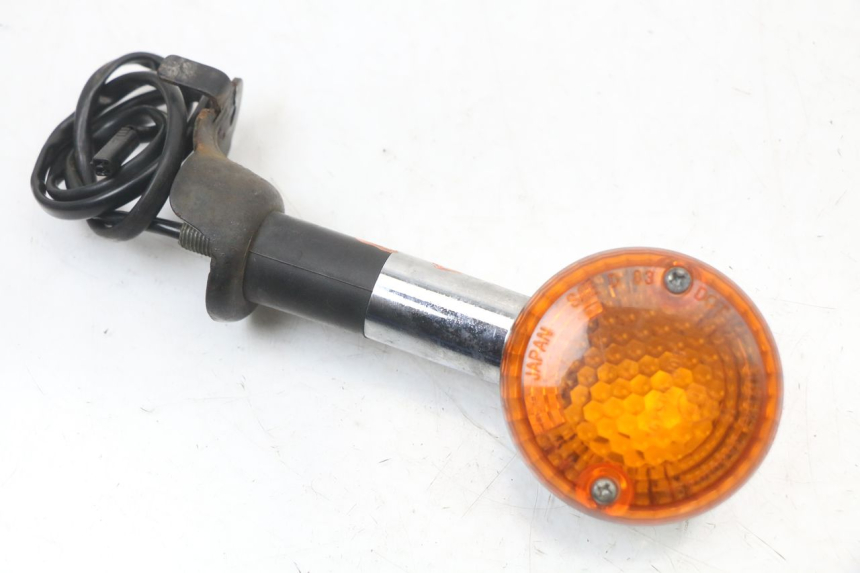 photo de CLIGNOTANT ARRIERE DROIT SUZUKI VL INTRUDER 125 (2004 - 2007)