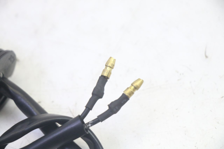 photo de CLIGNOTANT ARRIERE DROIT YAMAHA TRICITY 300 (2020 - 2024) - Vue d’ensemble