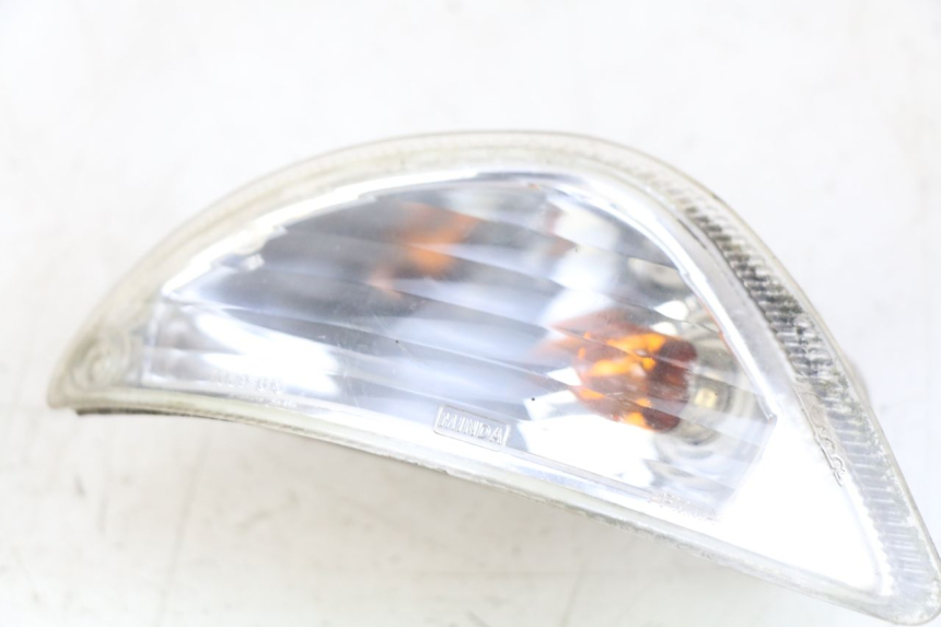 photo de CLIGNOTANT ARRIERE DROIT PIAGGIO VESPA LXV 125 (2006 - 2009)