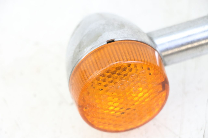 photo de CLIGNOTANT ARRIERE DROIT YAMAHA WHY 50 (1998 - 2000)