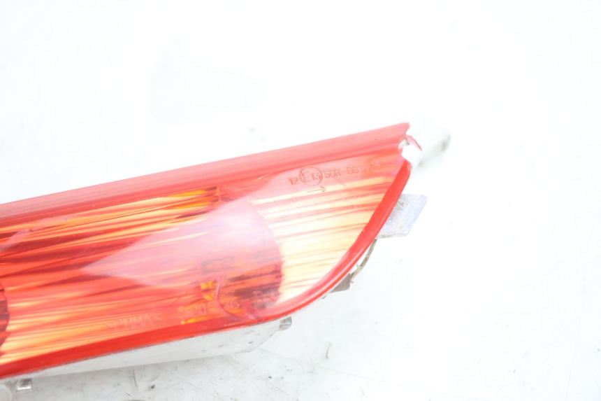 photo de CLIGNOTANT ARRIERE DROIT PIAGGIO X8 STREET 125 (2006 - 2007) - Zoom état d’usage