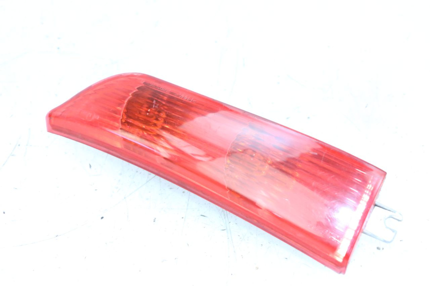 photo de CLIGNOTANT ARRIERE DROIT PIAGGIO X8 125 (2004 - 2007) - Vue principale