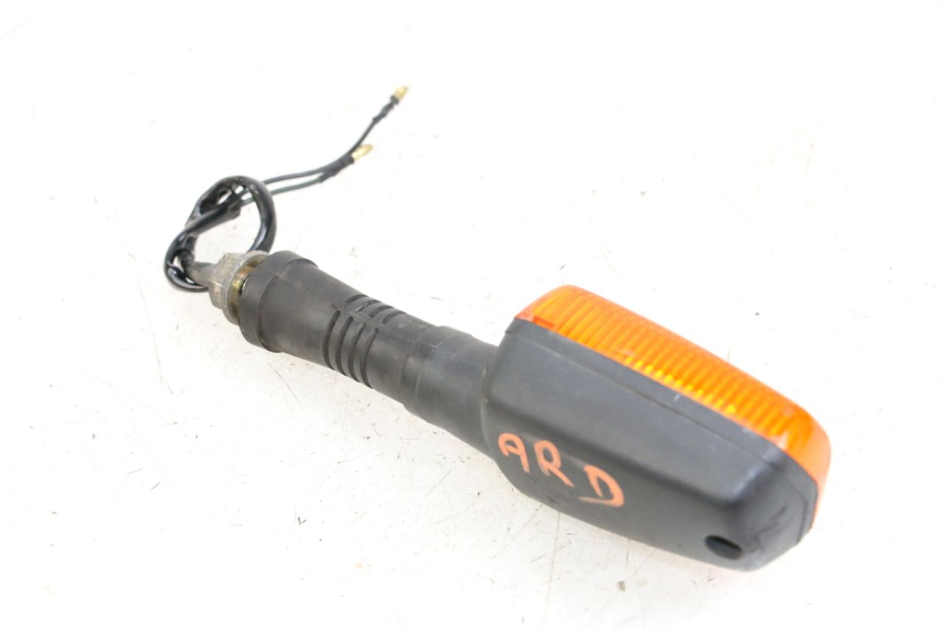photo de CLIGNOTANT ARRIERE DROIT YAMAHA XJ600 XJ DIVERSION 600 (1992 - 1997)