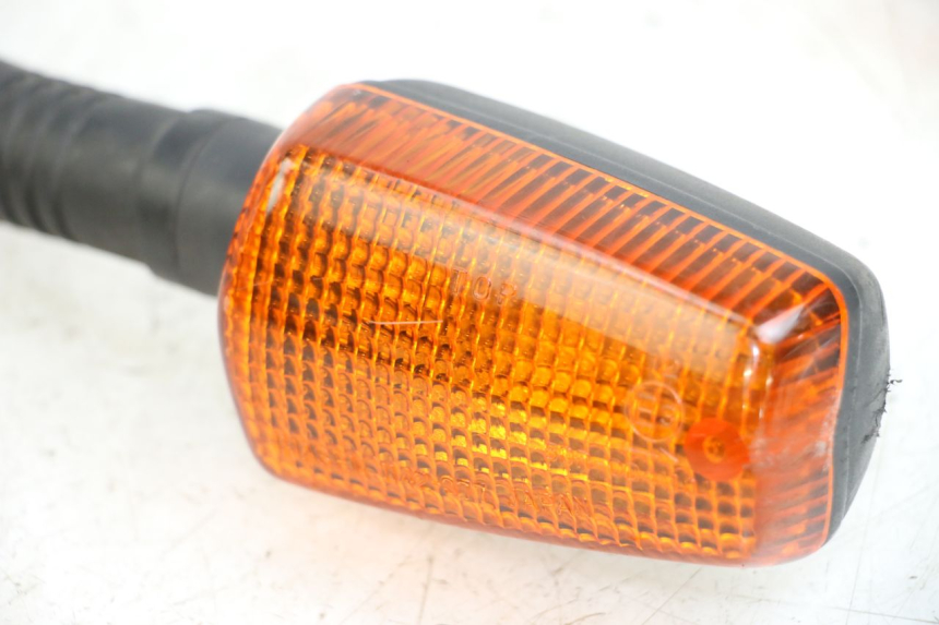 photo de CLIGNOTANT ARRIERE DROIT YAMAHA XJ600 XJ DIVERSION 600 (1992 - 1997)