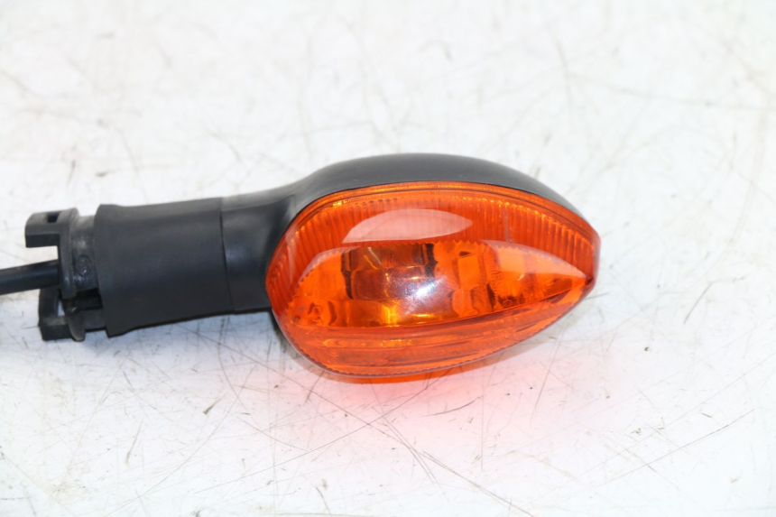 photo de CLIGNOTANT ARRIERE DROIT YAMAHA YZF R6 600 (2010 - 2016)