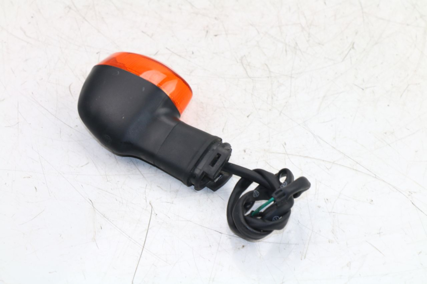 photo de CLIGNOTANT ARRIERE DROIT YAMAHA YZF R6 600 (2010 - 2016)