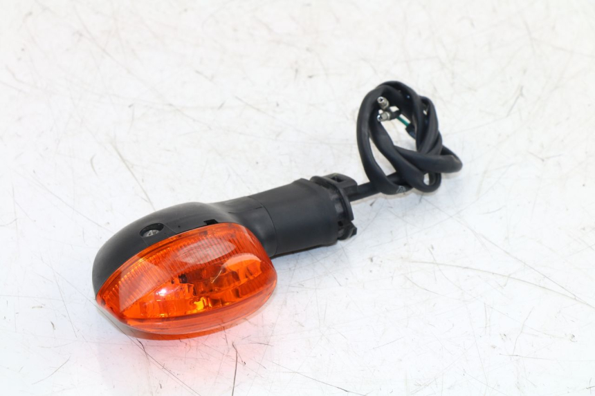 photo de CLIGNOTANT ARRIERE DROIT YAMAHA YZF R6 600 (2010 - 2016)