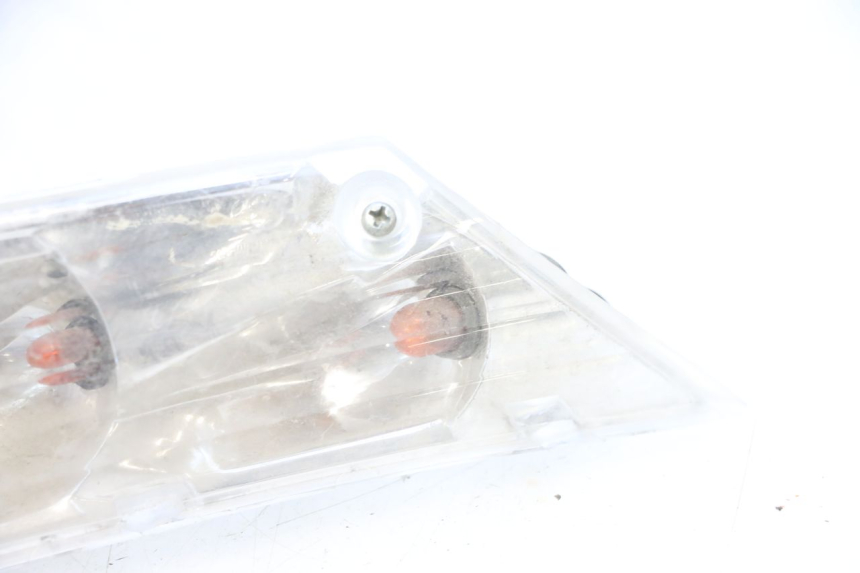photo de CLIGNOTANT ARRIERE DROIT PIAGGIO ZIP 4T 50 (2018 - 2020) - Zoom état d’usage