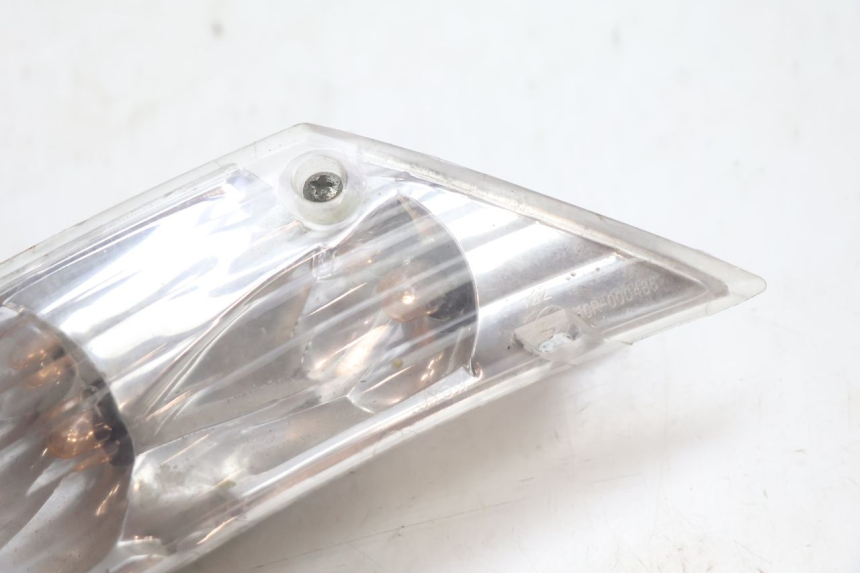 photo de CLIGNOTANT ARRIERE DROIT PIAGGIO ZIP 4T 50 (2006 - 2017) - Zoom état d’usage