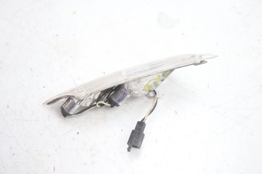 photo de CLIGNOTANT ARRIERE DROIT PIAGGIO ZIP IGET 4T 50 (2021 - 2023) - Gros plan technique